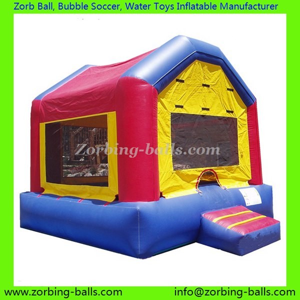 36 China Inflatable Castle