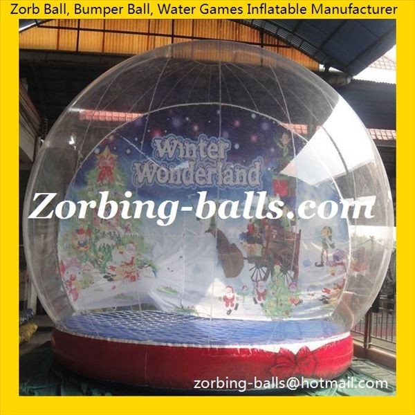 01 Inflatable Christmas Snow Globe
